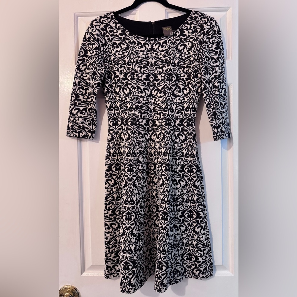 Taylor Black & White Jacquard Patterned Knit Fit-and-Flare Dress Half Sleeve